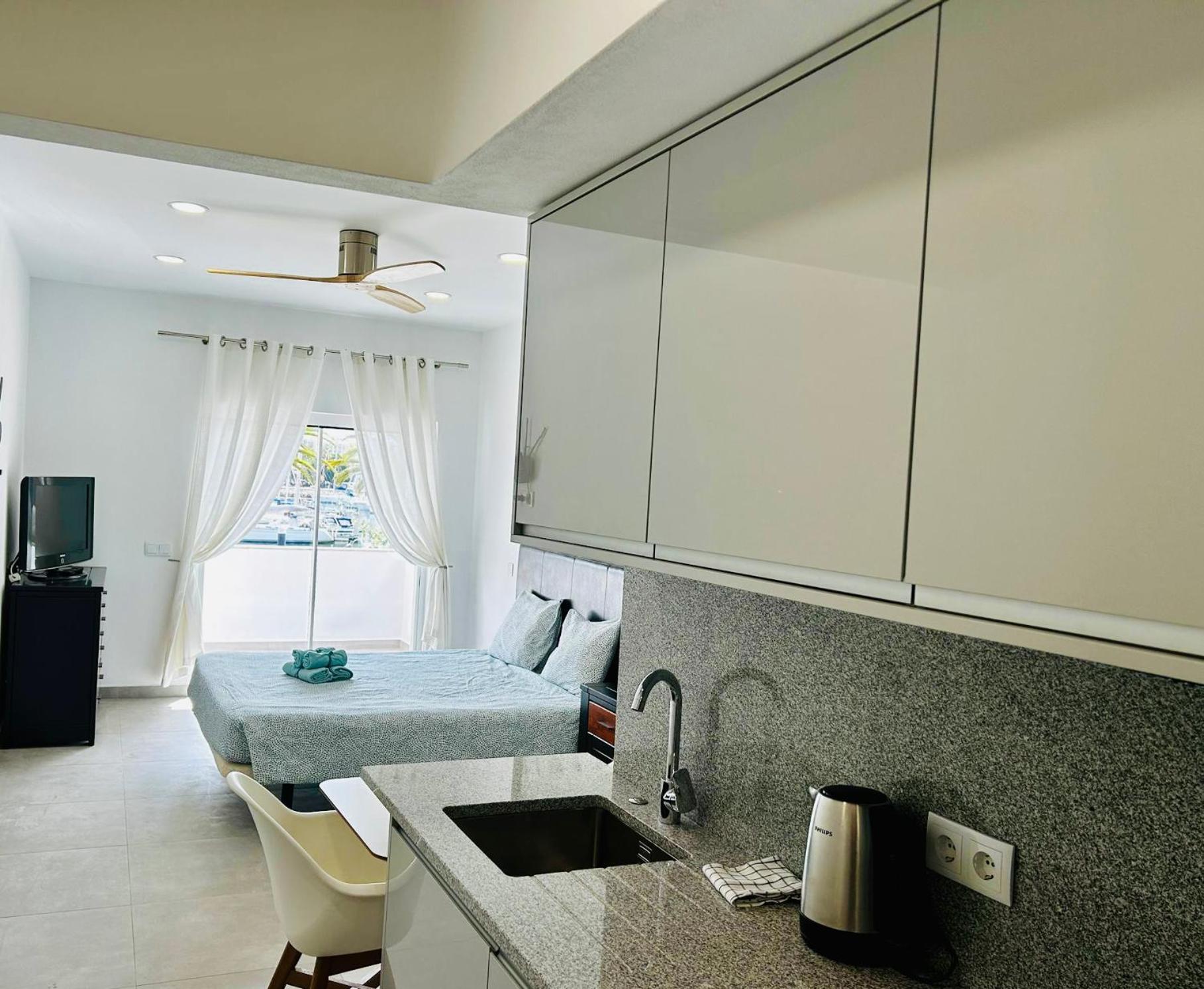 Studio Apt With Spectacular Views Of Lagos Marina Extérieur photo